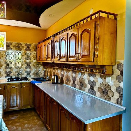 Hotel Уреки Экстерьер фото